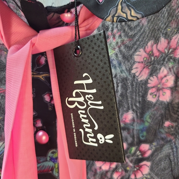 NWT Hellbunny Hummingbird Floral Pattern Button Down Madison Blouse - Picture 5 of 5
